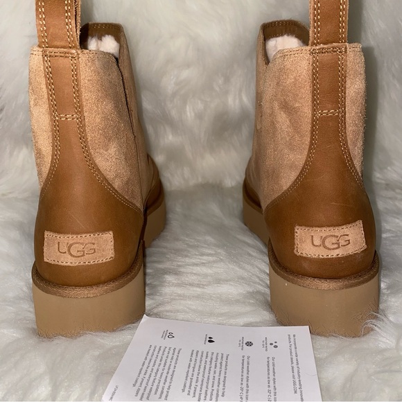 Ugg boots size 10 New in box - Picture 9 of 13
